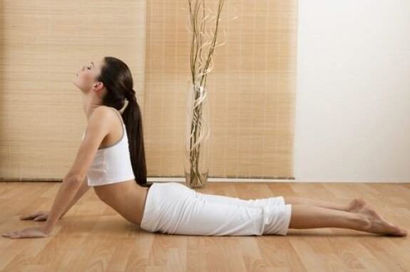 cobra yoga pose para sa pagbaba ng timbang